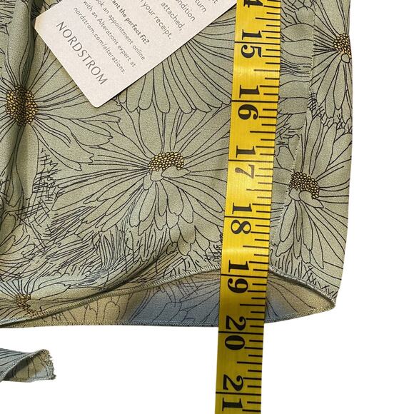 New Wayf Aliso Olive Green Daisy Floral Tie Front Long Sleeve Blouse Shirt Sz XL - Picture 6 of 6
